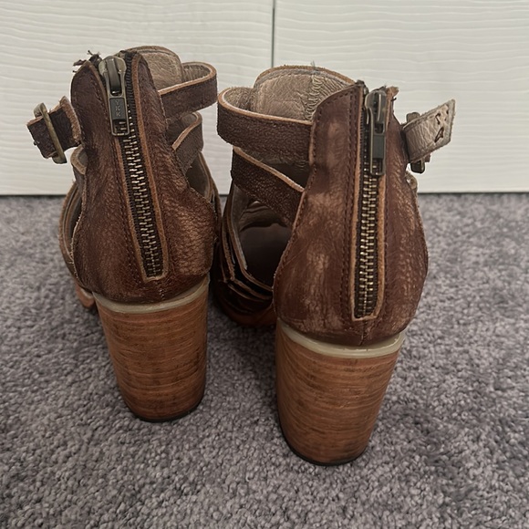 Freebird Leather Heels - Picture 3 of 6